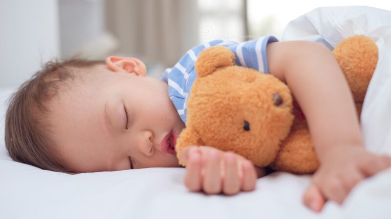 Tổng hợp mẹo dân gian giúp trẻ ngủ sâu giấc ba mẹ nên áp dụng